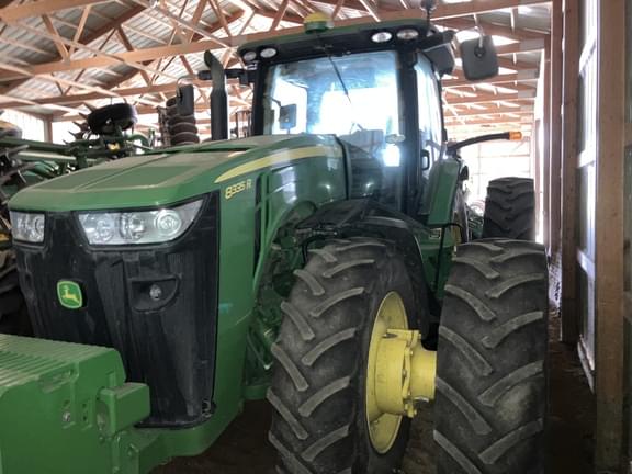 Image of John Deere 8335R equipment image 2