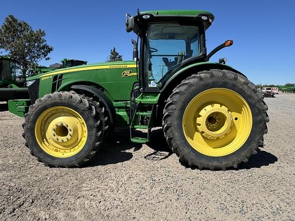 Image of John Deere 8335R Primary image