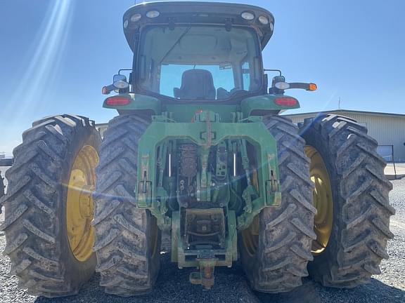 Image of John Deere 8335R equipment image 3