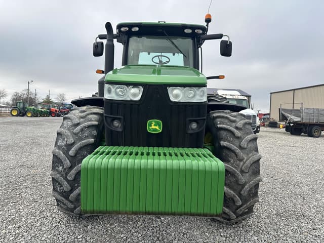 Image of John Deere 8335R equipment image 3