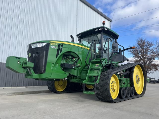 Image of John Deere 8335RT equipment image 1