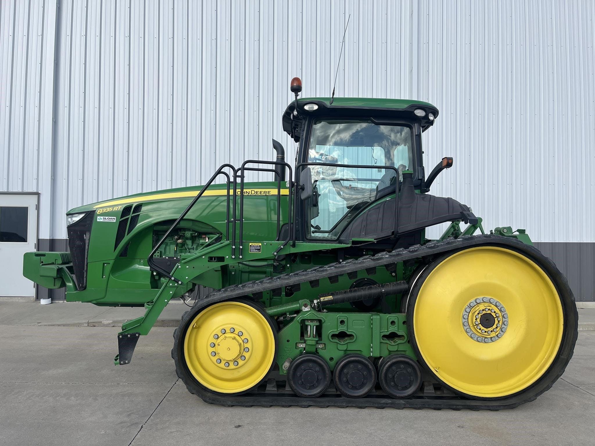 2014 John Deere 8335RT Equipment Image0