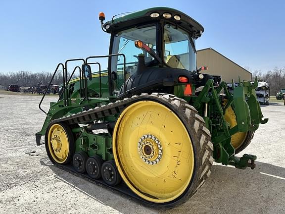 Image of John Deere 8335RT equipment image 4