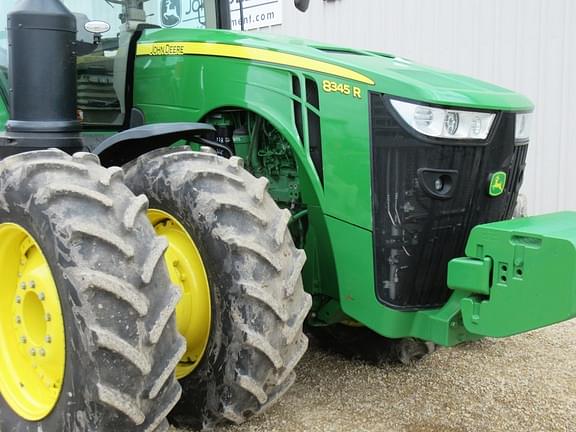 Image of John Deere 8345R equipment image 3
