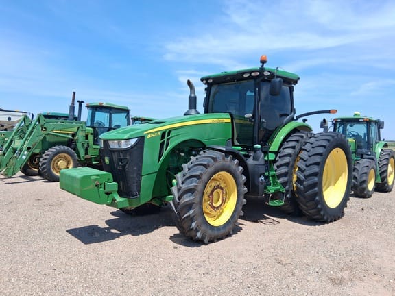 2014 John Deere 8345R Equipment Image0
