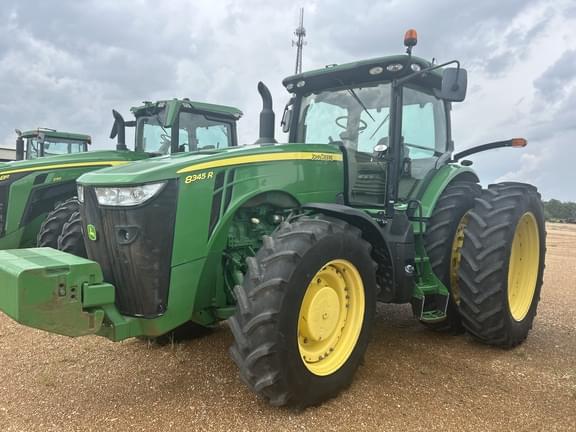 Image of John Deere 8345R equipment image 1
