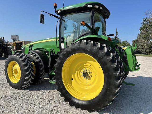 Image of John Deere 8345R equipment image 4