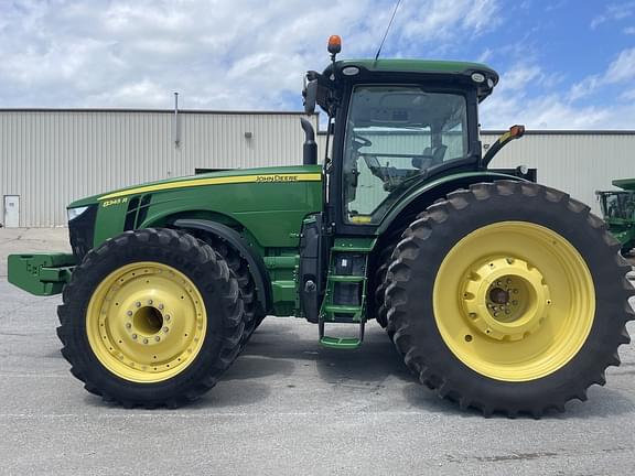 Image of John Deere 8345R equipment image 1