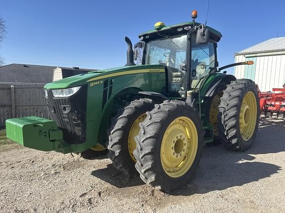 Image of John Deere 8345R equipment image 1