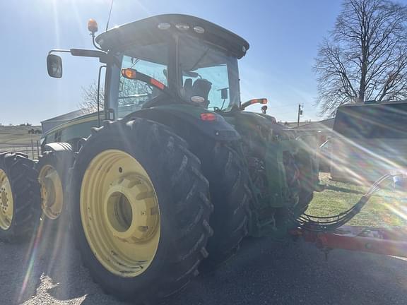 Image of John Deere 8345R equipment image 2