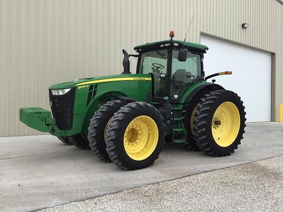 Image of John Deere 8345R equipment image 2