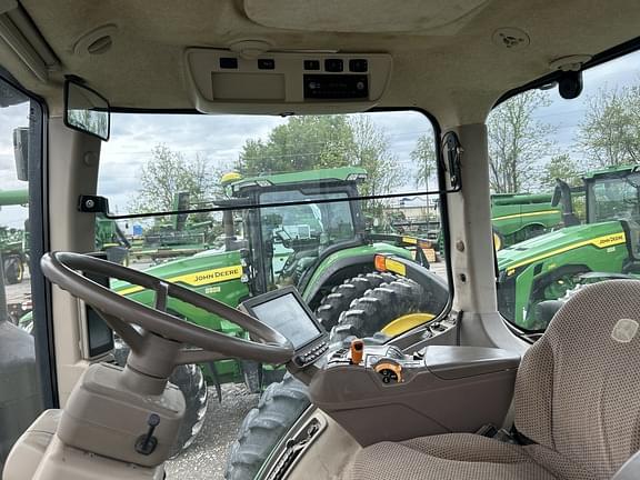 Image of John Deere 8345R equipment image 2