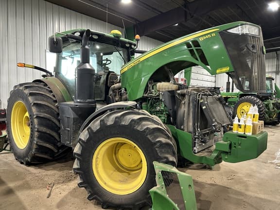 Image of John Deere 8345R equipment image 4