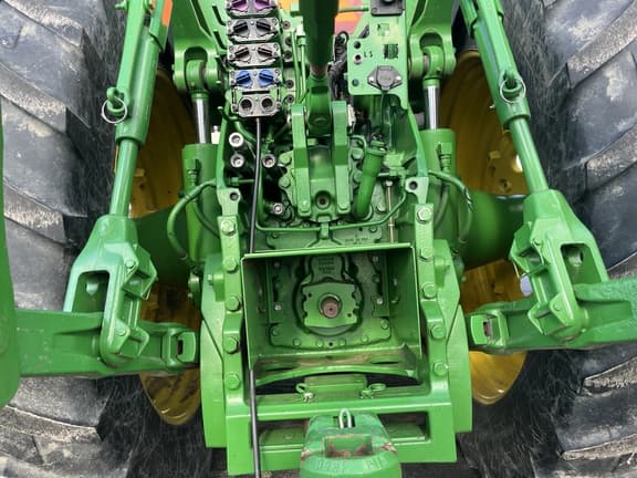 Image of John Deere 8345R equipment image 4