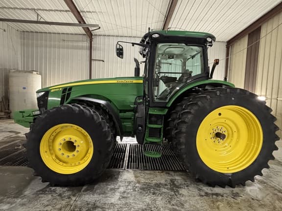 Image of John Deere 8345R equipment image 1