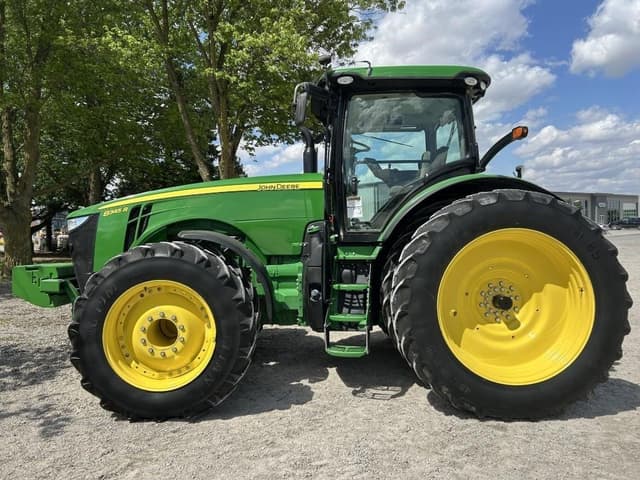 Image of John Deere 8345R equipment image 2