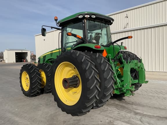 Image of John Deere 8345R equipment image 2