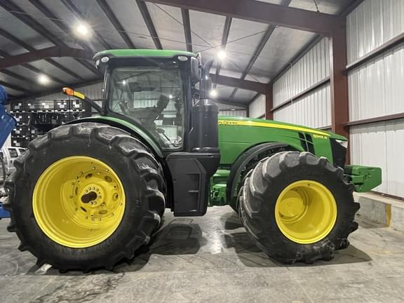 Image of John Deere 8345R equipment image 2