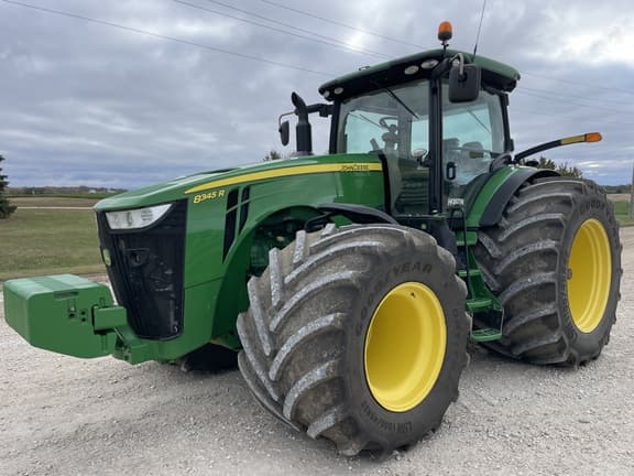 Image of John Deere 8345R equipment image 1
