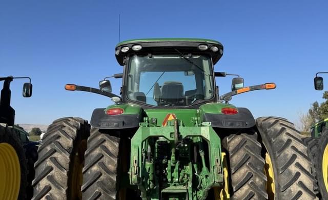 Image of John Deere 8345R equipment image 3
