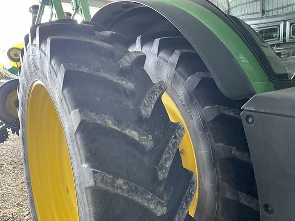 Image of John Deere 8345R equipment image 4