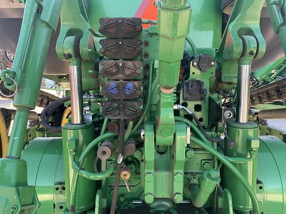 Image of John Deere 8345RT equipment image 4