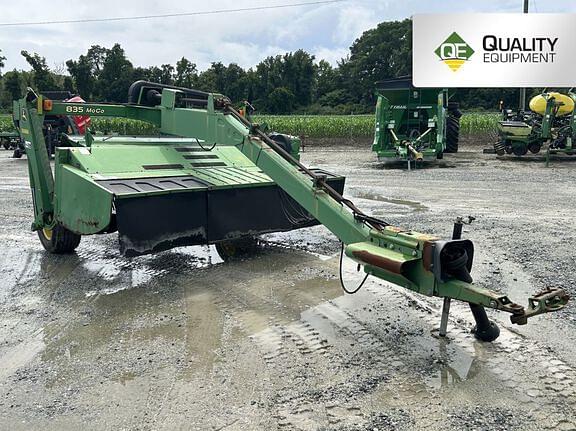 Image of John Deere 835 Primary image