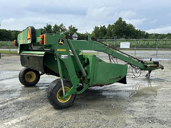 Image of John Deere 835 equipment image 2