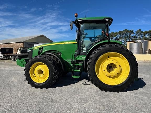 Image of John Deere 8360R equipment image 3