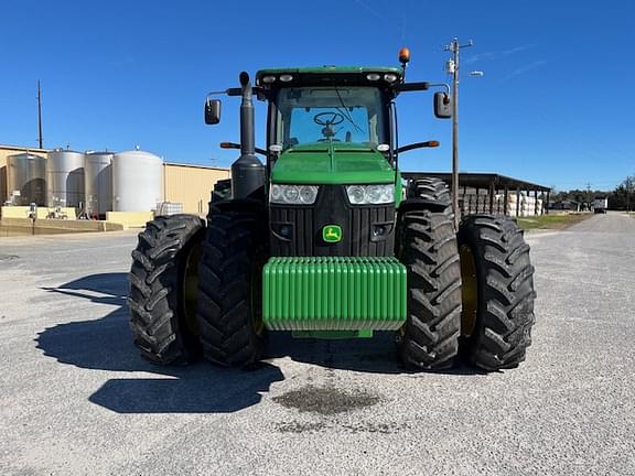 Image of John Deere 8360R equipment image 4