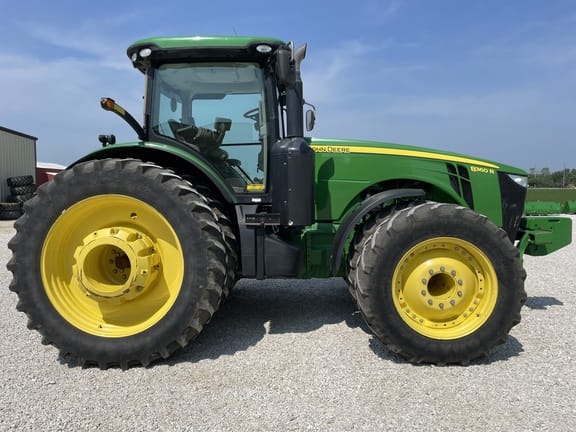 2014 John Deere 8360R Image