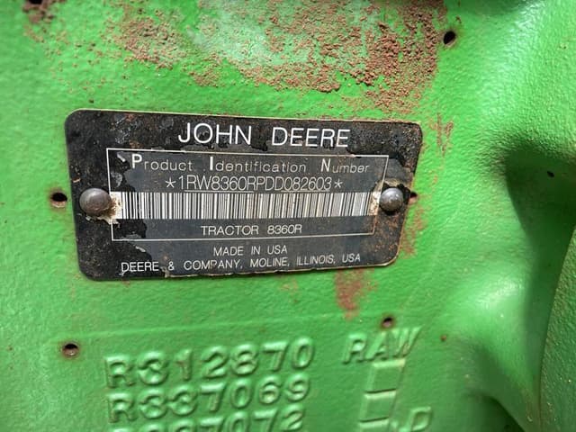 Image of John Deere 8360R equipment image 1