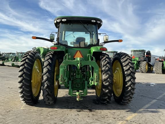 Image of John Deere 8360R equipment image 3