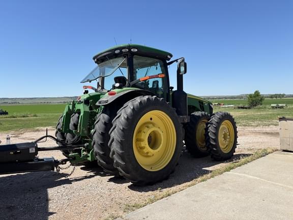Image of John Deere 8360R equipment image 3