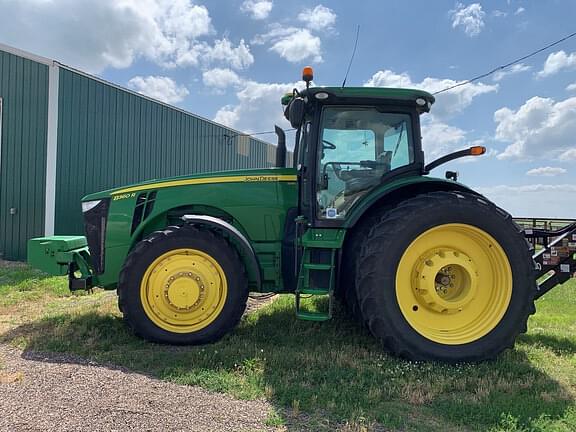 Image of John Deere 8360R equipment image 4