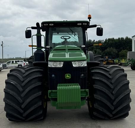 Image of John Deere 8360R equipment image 1