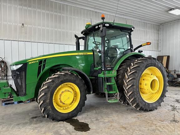 Image of John Deere 8360R equipment image 1