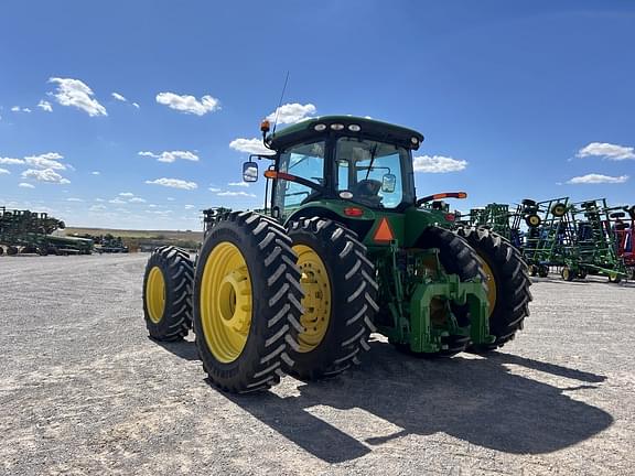 Image of John Deere 8360R equipment image 2