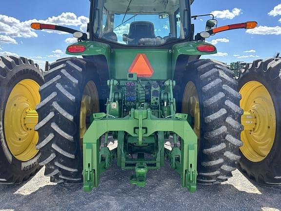 Image of John Deere 8360R equipment image 3