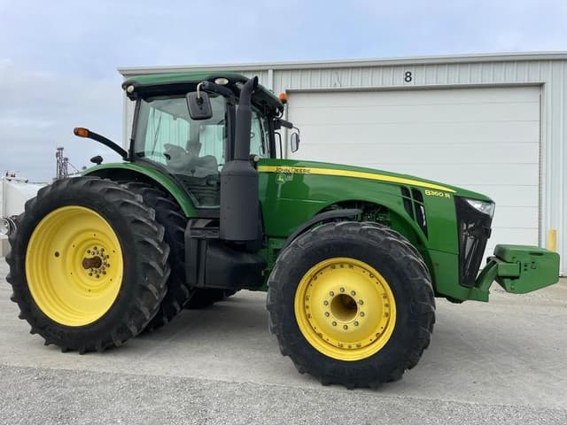 Image of John Deere 8360R equipment image 1