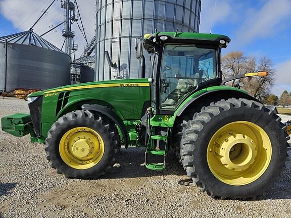 Image of John Deere 8360R equipment image 2