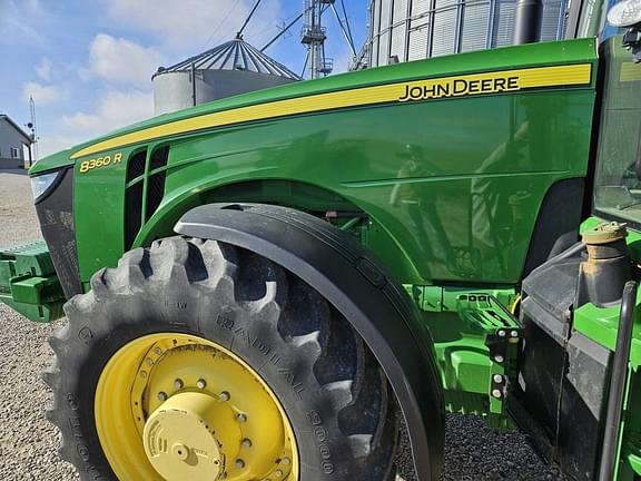 Image of John Deere 8360R equipment image 3