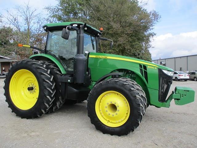 Image of John Deere 8360R equipment image 1