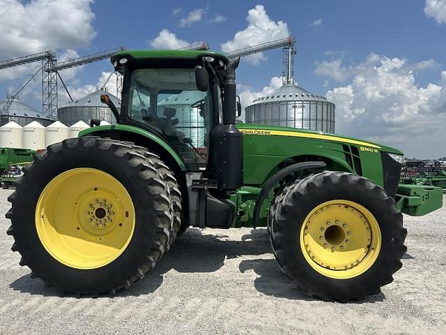 Image of John Deere 8360R equipment image 3