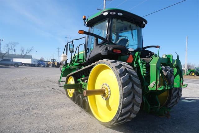 Image of John Deere 8360RT equipment image 4