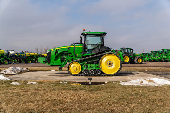 Image of John Deere 8360RT equipment image 1