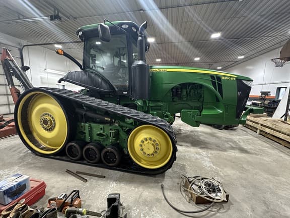 Image of John Deere 8360RT equipment image 1