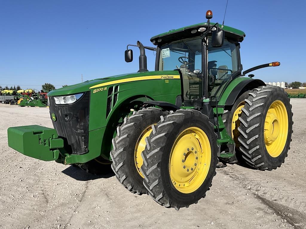 Image of John Deere 8370R Primary image