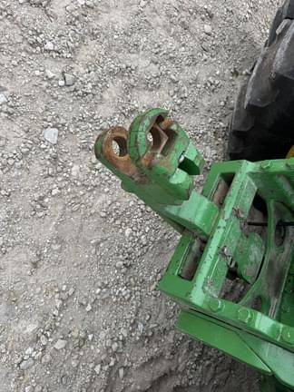Image of John Deere 8370R equipment image 2