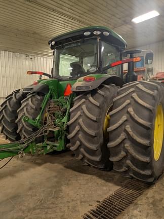 Image of John Deere 8370R equipment image 4